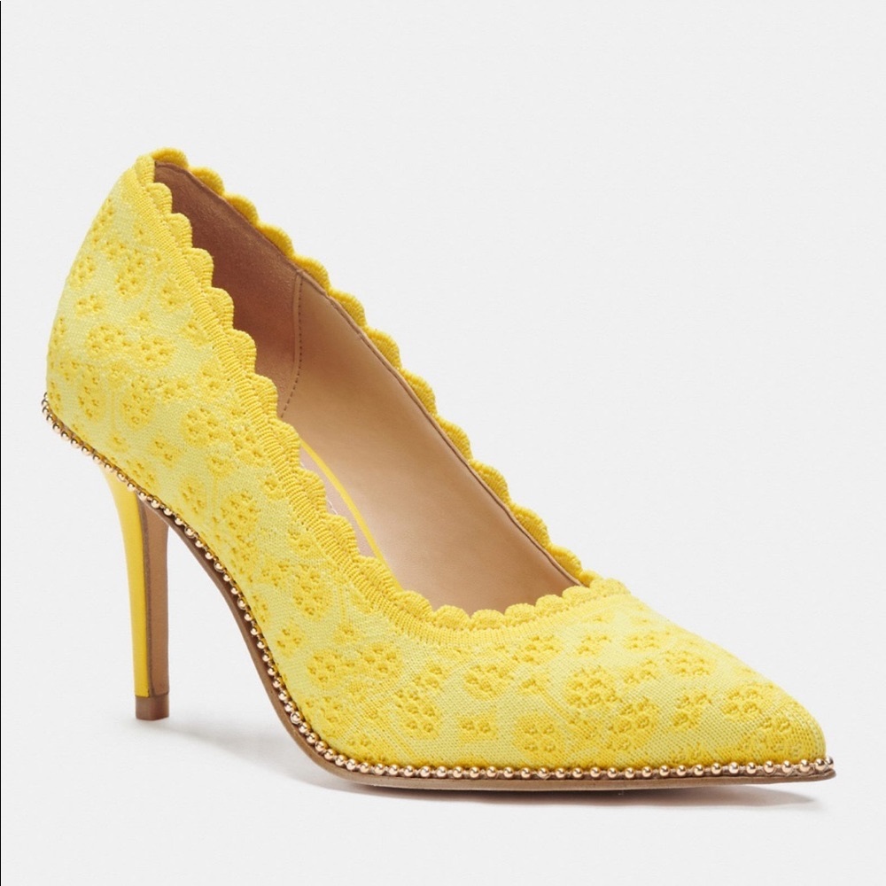 New!! Coach Waverly pumps